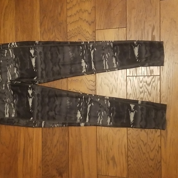 The North Face gray leggings small - Picture 3 of 5